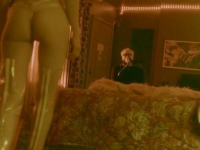 Попа Александры Даддарио в фильме Заражение