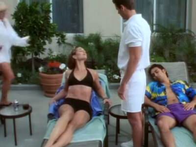 Брук Шилдс в купальнике в фильме После секса