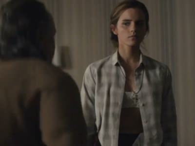 Эмма Уотсон показывает грудь в фильме Колония Дигнидад