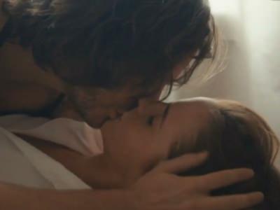 emma-uotson-strastno-celuetsya-s-parnem-4 Эмма Уотсон страстно целуется с парнем в фильме Колония Дигнидад