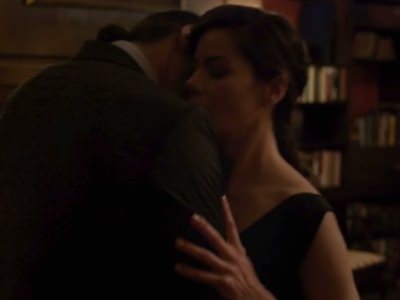 Эротическая сцена Мишель Монаган в сериале Путь