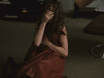 Голая Энн Хэтэуэй в фильме Любовь и другие лекарства