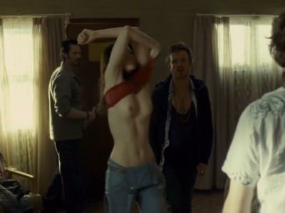 golaya-grud-riki-lindhoum-2 Голая грудь Рики Линдхоум