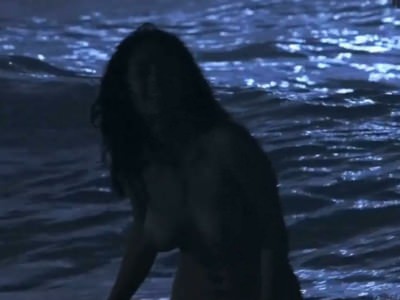 Голая Сальма Хайек в фильме Спроси у пыли