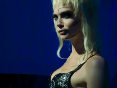 Кара Делевинь в нижнем белье