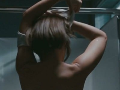 Кейт Бекинсейл в нижнем белье в фильме Белая мгла