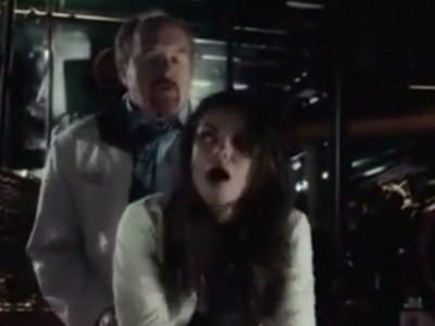 milu-kunis-trahayut-szadi-1 Милу Кунис трахают сзади