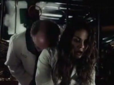 milu-kunis-trahayut-szadi-3 Милу Кунис трахают сзади