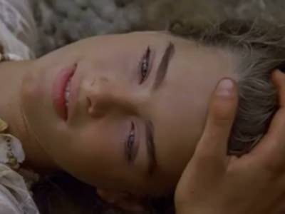 Молодая Брук Шилдс в фильме Голубая лагуна