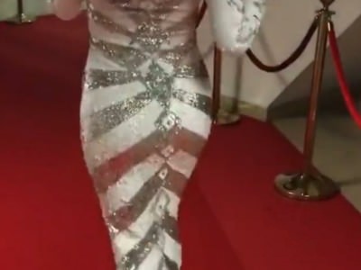 попы Яны Кошкиной