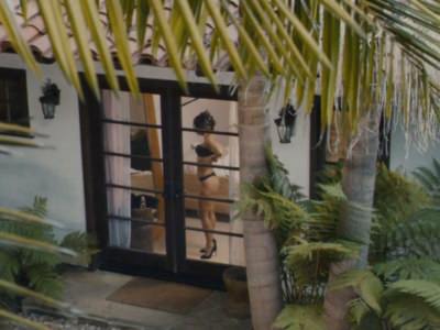 salma-hajek-v-nizhnem-bele-2 Сальма Хайек в нижнем белье