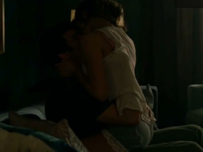 Эротическая сцена Кейт Бекинсейл в Одинокий в Нью-Йорке