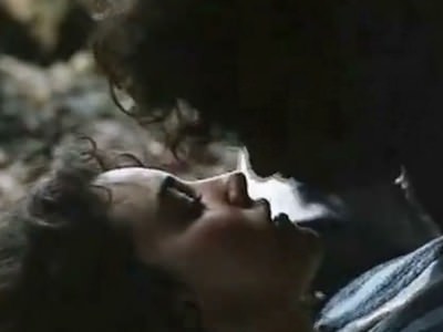 Секс молодой Моники Беллуччи в фильме Бриганти