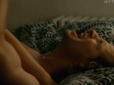 seks-s-francuzhenkoj-mersedes-chekketto-3 Быстрый секс с молодой француженкой Мерседес Чеккетто