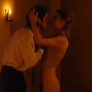 Секс Жаклин Маккензи в фильме Ангелочек