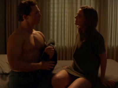 eroticheskaya-scena-emili-deshanel-carstvo-zhivotnyh-2 Эротическая сцена Эмили Дешанель в сериале Царство животных