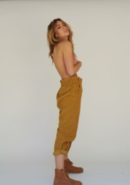 Голая Хлоя Беннет