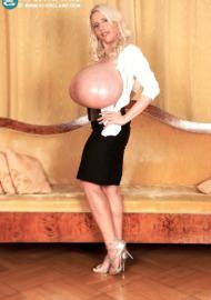 golaya-majra-hills-2 Голая грудь Майры Хиллс