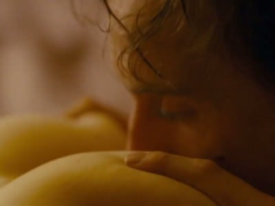 majkl-fassbender-trahaet-devushek-styd-4 Майкл Фассбендер трахает девушек в фильме Стыд