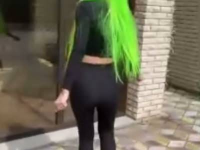 Сочная попа Ольги Бузовой в лосинах