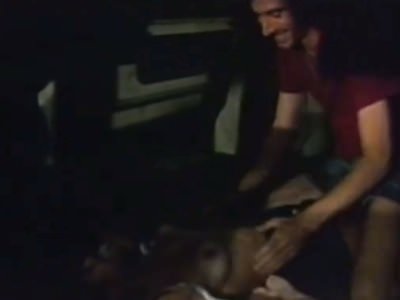 banda-grabit-bary-i-nasiluet-oficiantok-4 Банда насилует официантку