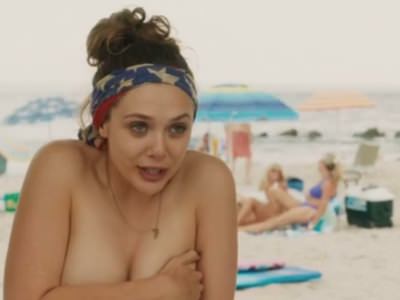 elizabet-olsen-i-dakota-fenning-kupayutsya-golyshom-v-more-2 Элизабет Олсен прикрывает грудь