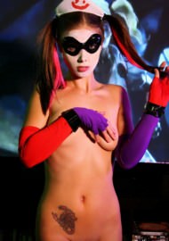 Голая Харли Квинн