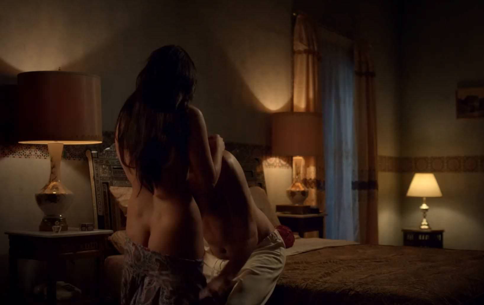 Голая Дина Шихаби занимается сексом в сериале Джек Райан.