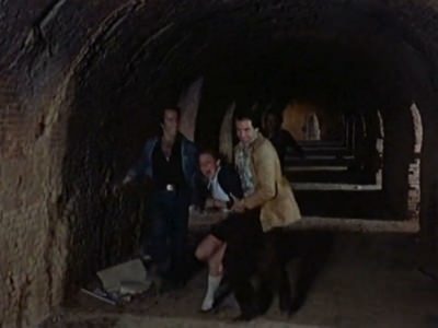 bandity-iznasilovali-doch-a-potom-mat-1 Бандиты изнасиловали молодую девушку