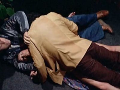 bandity-iznasilovali-doch-a-potom-mat-3 Бандиты изнасиловали мать девушки