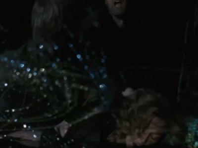 dvoe-muzhchin-pobili-muzha-i-iznasilovali-zhenu-v-lesu-4 Двое мужчин побили мужа и изнасиловали жену в лесу