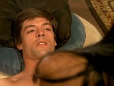 emmanuel-reshila-pouchastvovat-v-gruppovom-sekse-3 Эммануэль занимается сексом с парнем