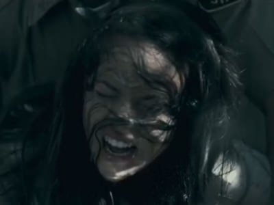 Молодую девушка изнасиловали в анал