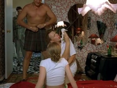 Изнасилование девушки в фильме Ворошиловский стрелок