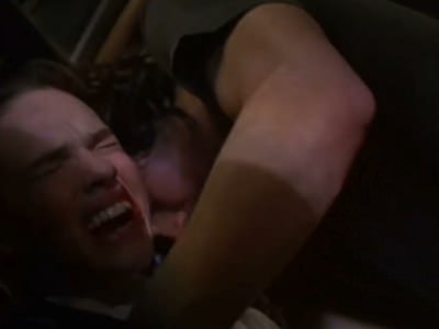 Изнасилование молодой Хилари Суэнк в фильме Парни не плачут