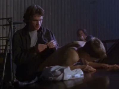 Изнасилование молодой Хилари Суэнк в фильме Парни не плачут