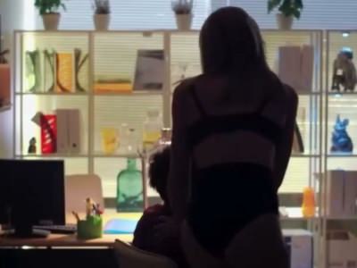 mariya-gorban-v-nizhnem-bele-v-seriale-lyubimcy-2 Мария Горбань в нижнем белье в сериале Любимцы