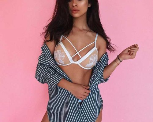 Обнажённая Алина Акилова слив фото горячих фото