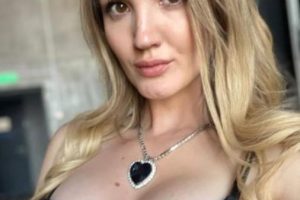 Обнажённая Настя Чпек слив фото горячих фото без цензуры