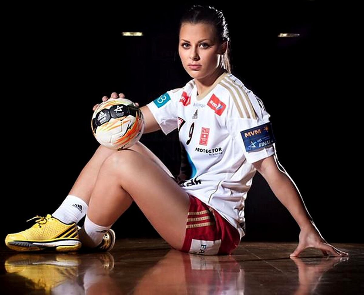 Мерк Нора пикантные фото | Что скрывает?