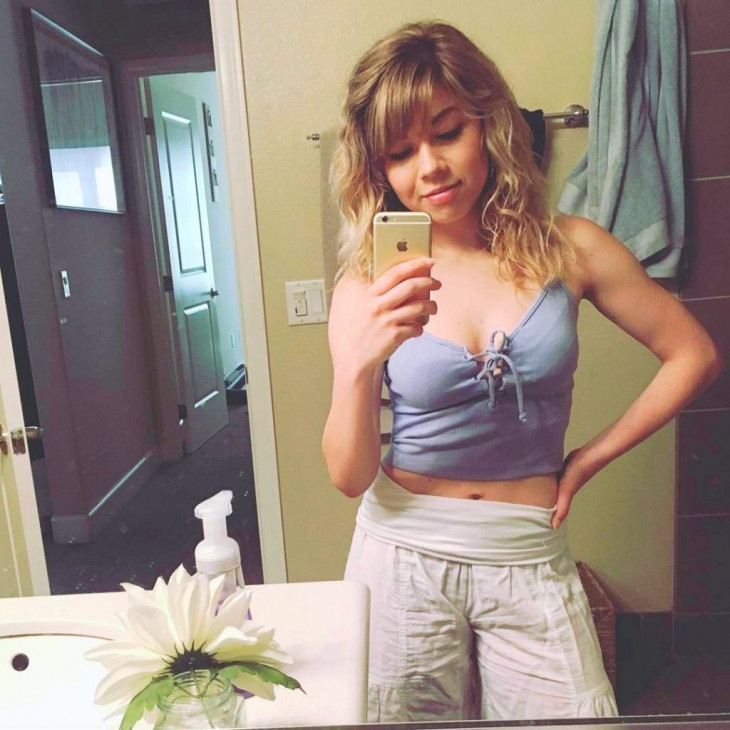 Маккарди Дженнет интимные фото | Кто она такая?