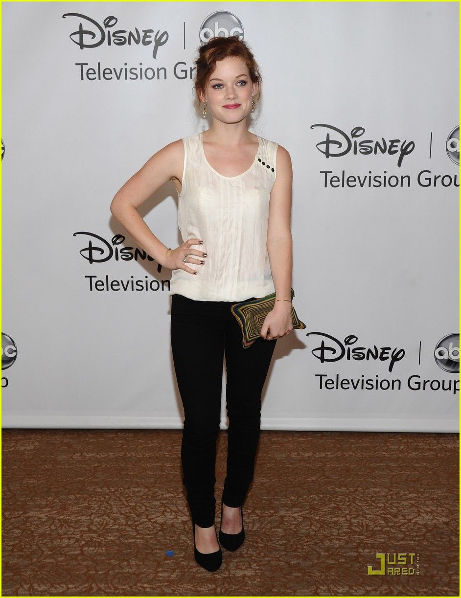 Леви Джейн откровенные кадры | Всё о ней