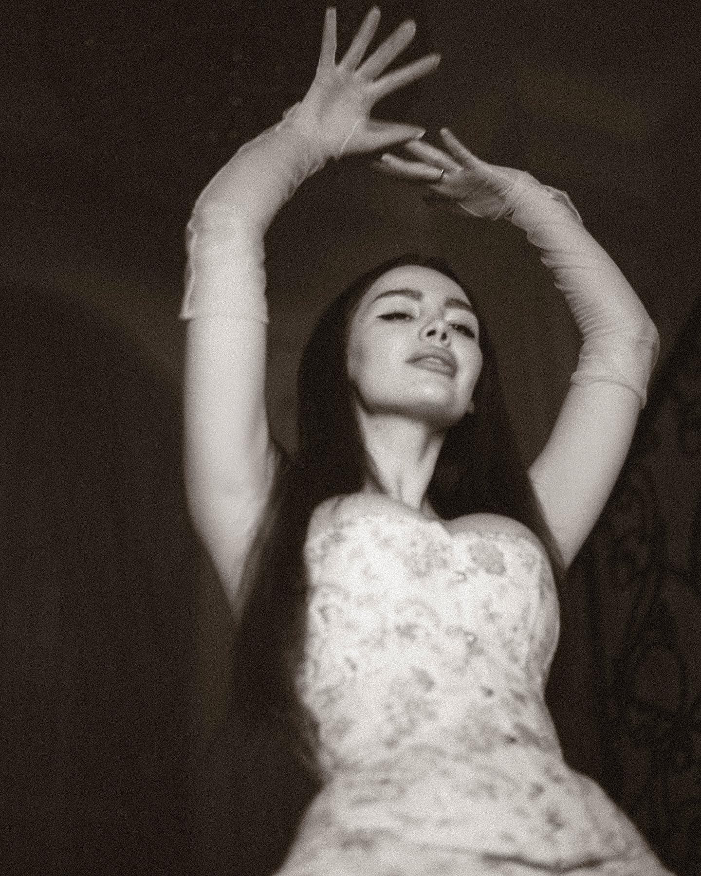 Жданова Тома неизвестные фото | Биография