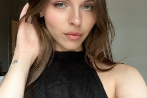 Меднис Вика без грима и масок | Жизненный путь