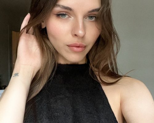 Меднис Вика без грима и масок | Жизненный путь