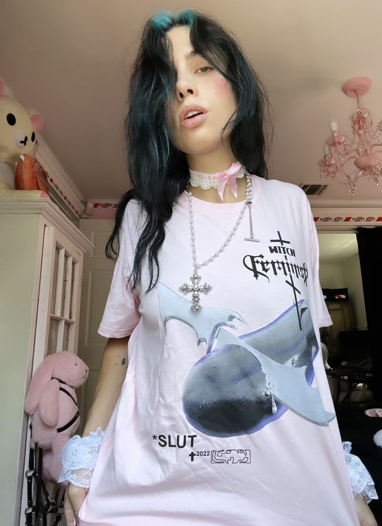 Толоконникова Надя интимные фото | Кто она такая?