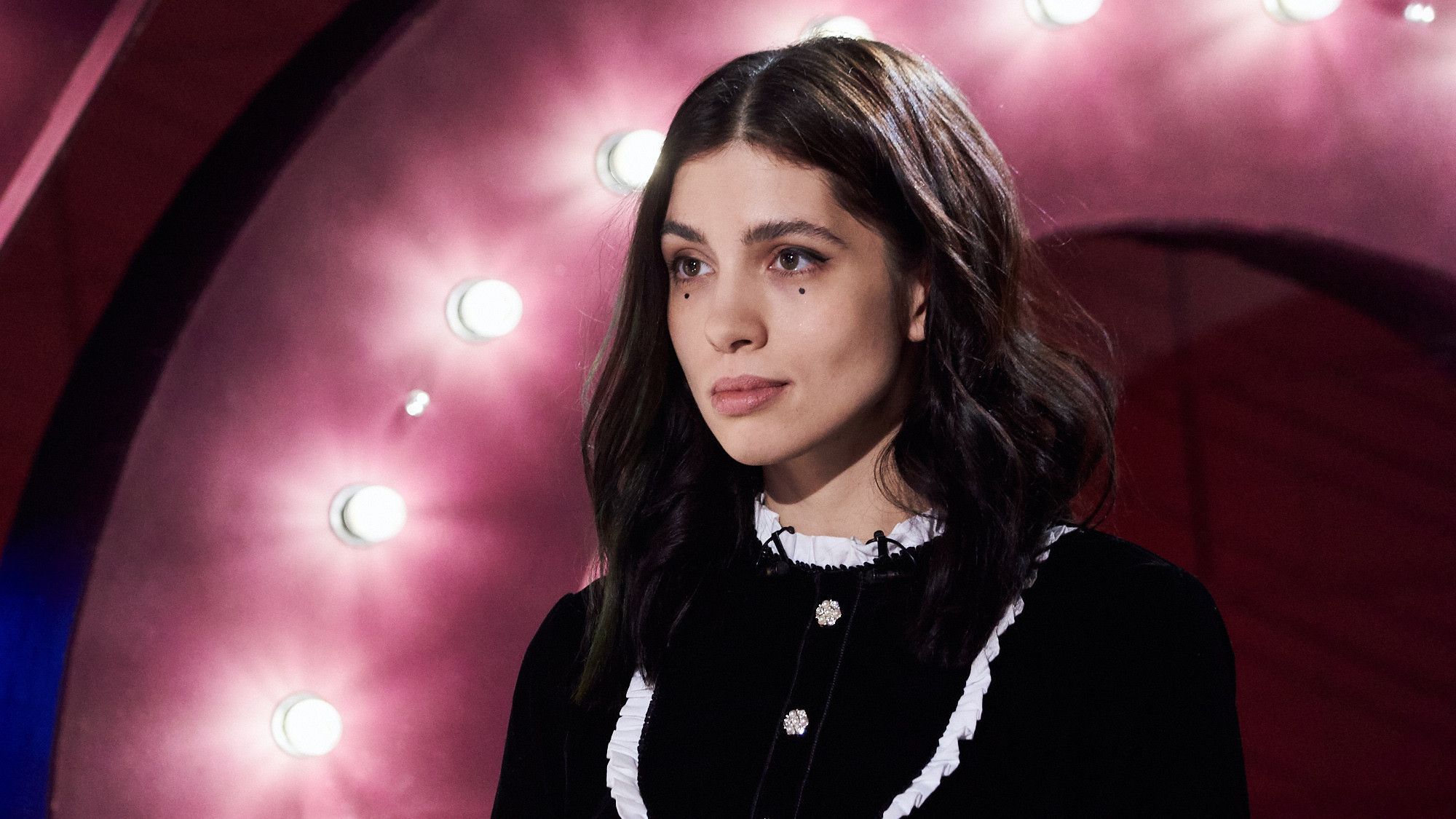 Толоконникова Надя интимные фото | Кто она такая?