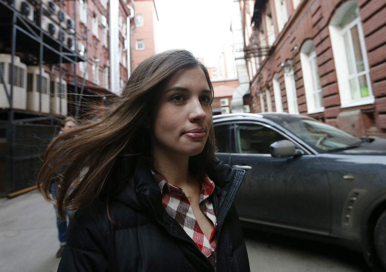 Толоконникова Надя интимные фото | Кто она такая?