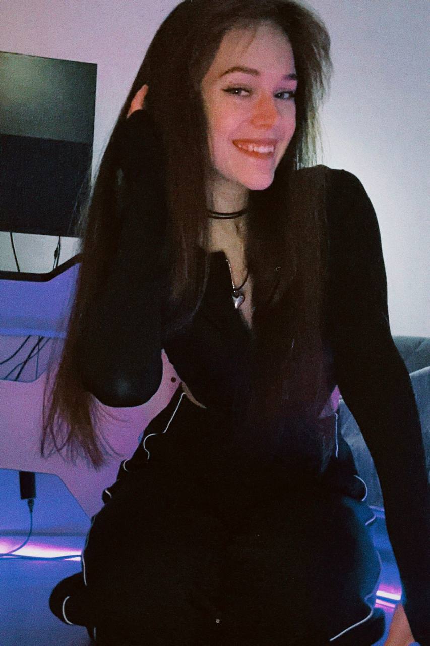 Писарева Вика эротика в кадре | История жизни