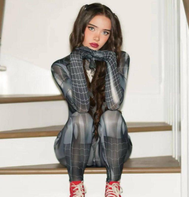 Lydia Violet случайные кадры | Жизнь за кадром